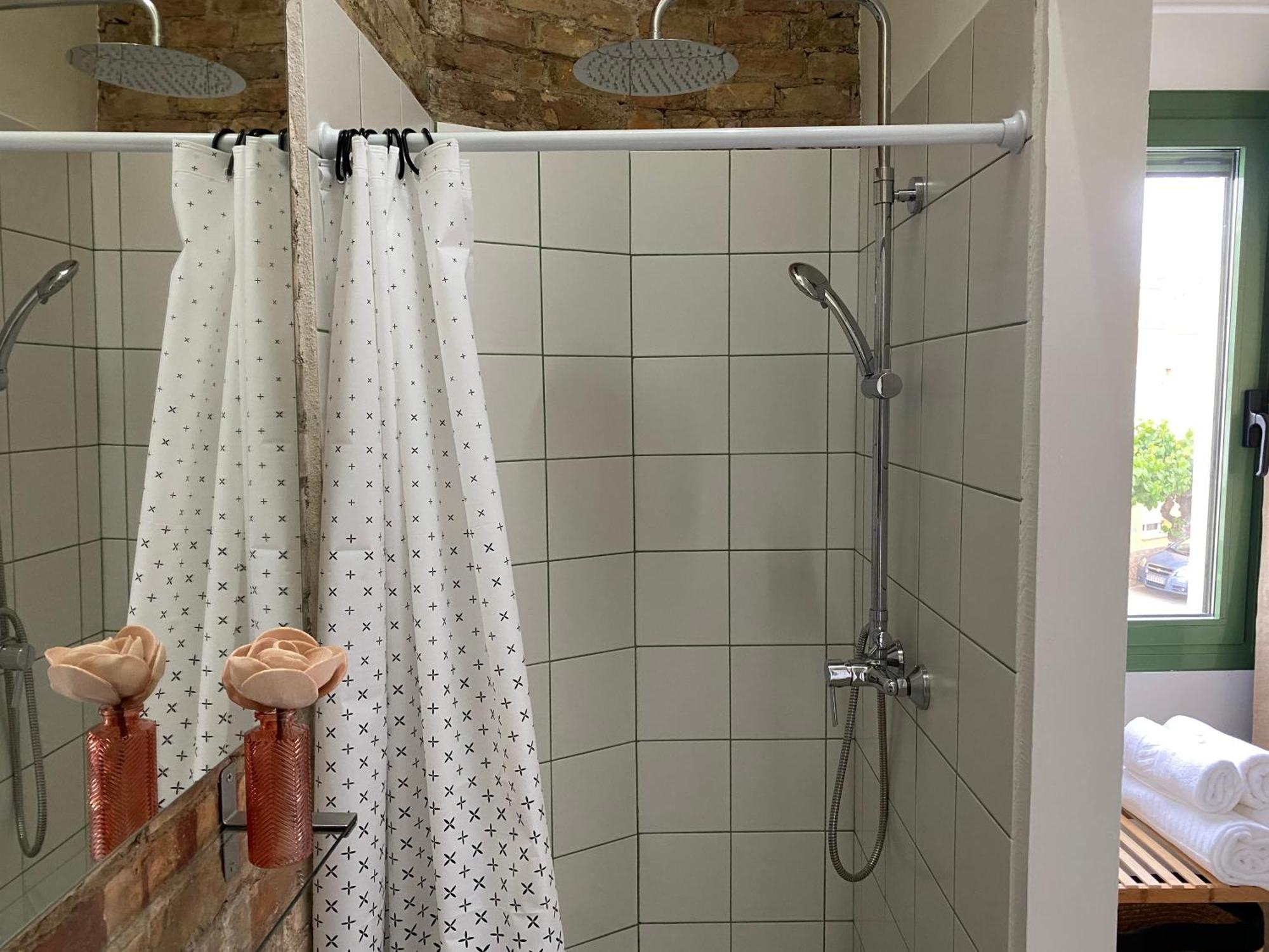Les Filles Hotel Deltebre Luaran gambar