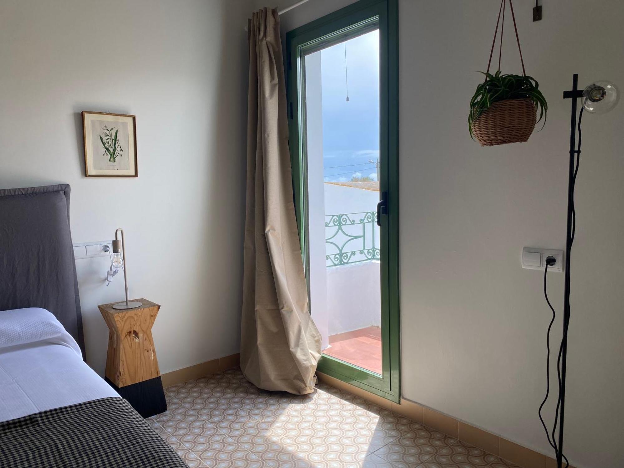 Les Filles Hotel Deltebre Luaran gambar