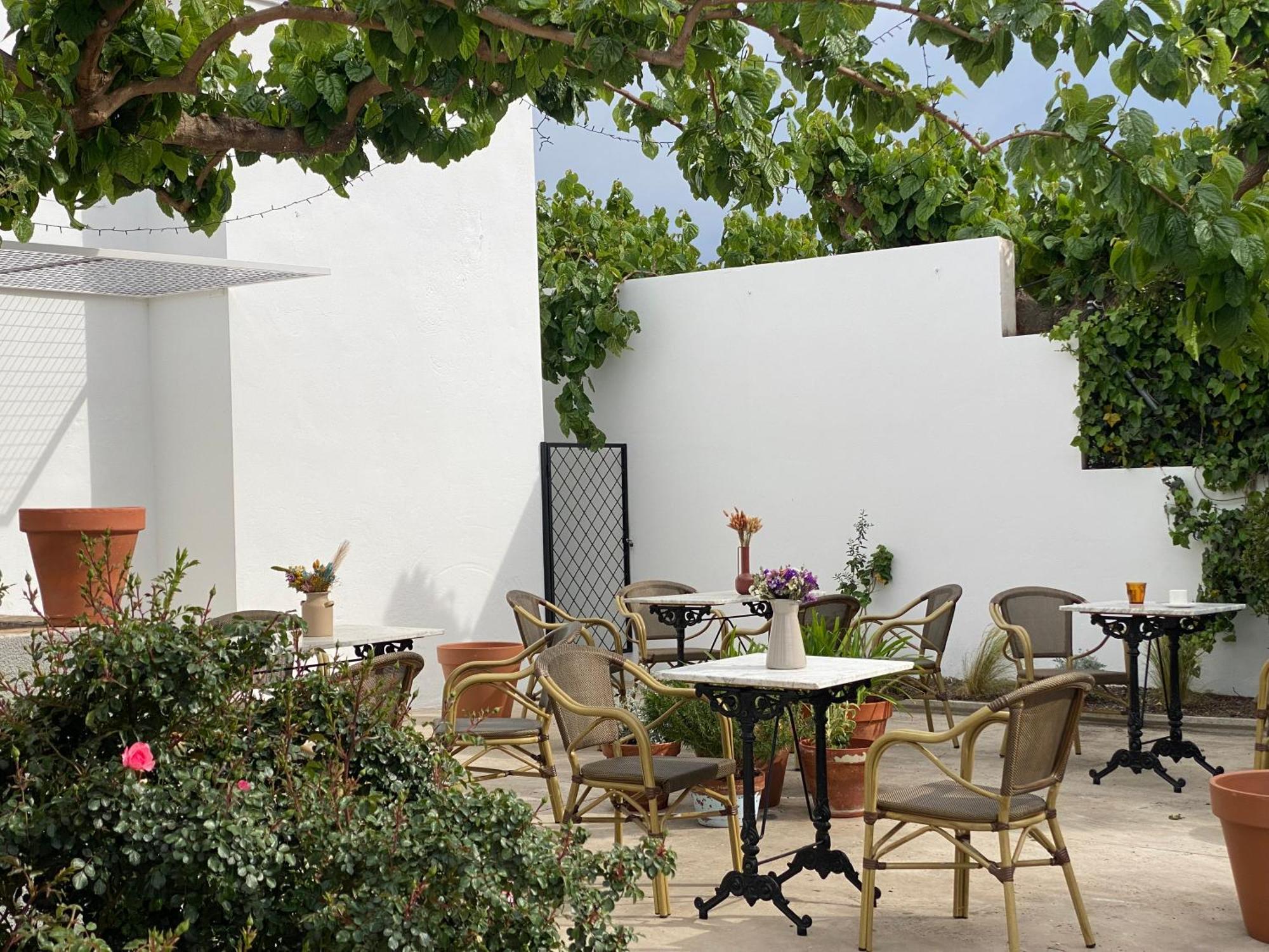 Les Filles Hotel Deltebre Luaran gambar